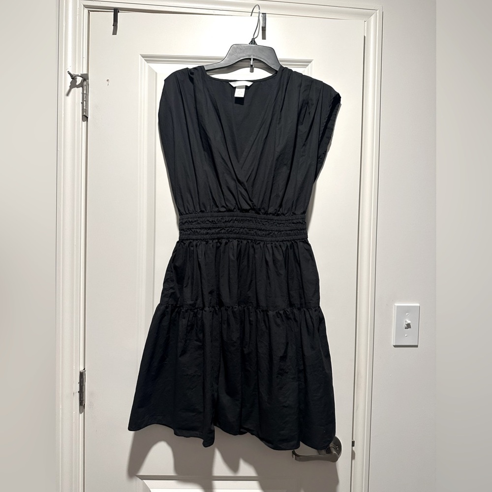H&M Black Sleeveless V-Neck Wrap Sundress